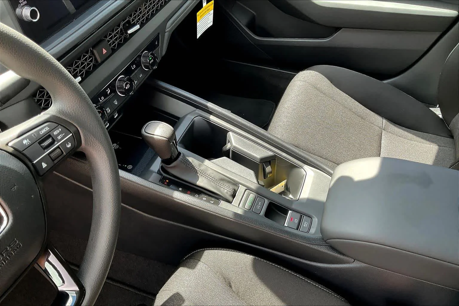 New 2026 Meteorite Gray Metallic Honda SE image 7