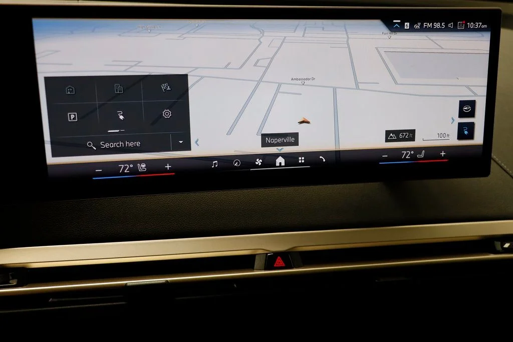 2026 BMW iX 45 - Photo 11