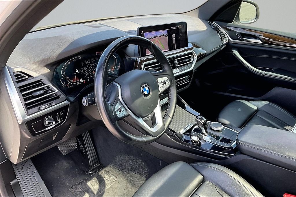 Used 2023 White BMW sDrive30i image 11