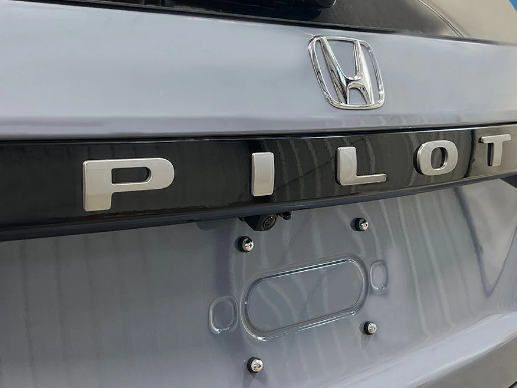 New 2026 Sonic Gray Pearl Honda AWD EX-L image 6