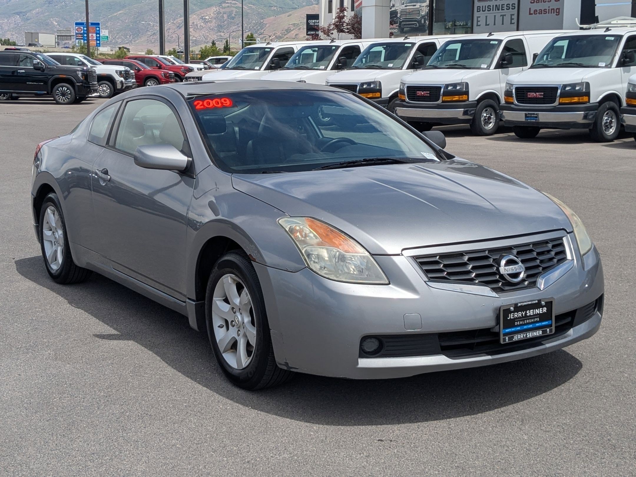 Used 2009 Precision Gray Metallic Nissan 2.5 S image 7