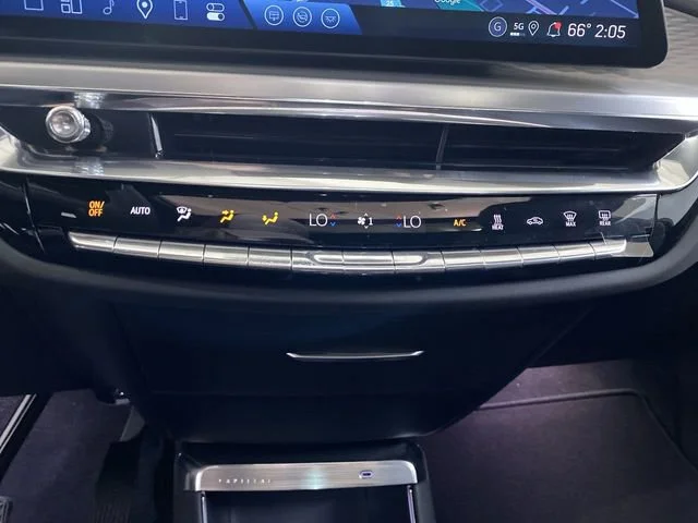 2025 Cadillac LYRIQ Sport 2 - Photo 23