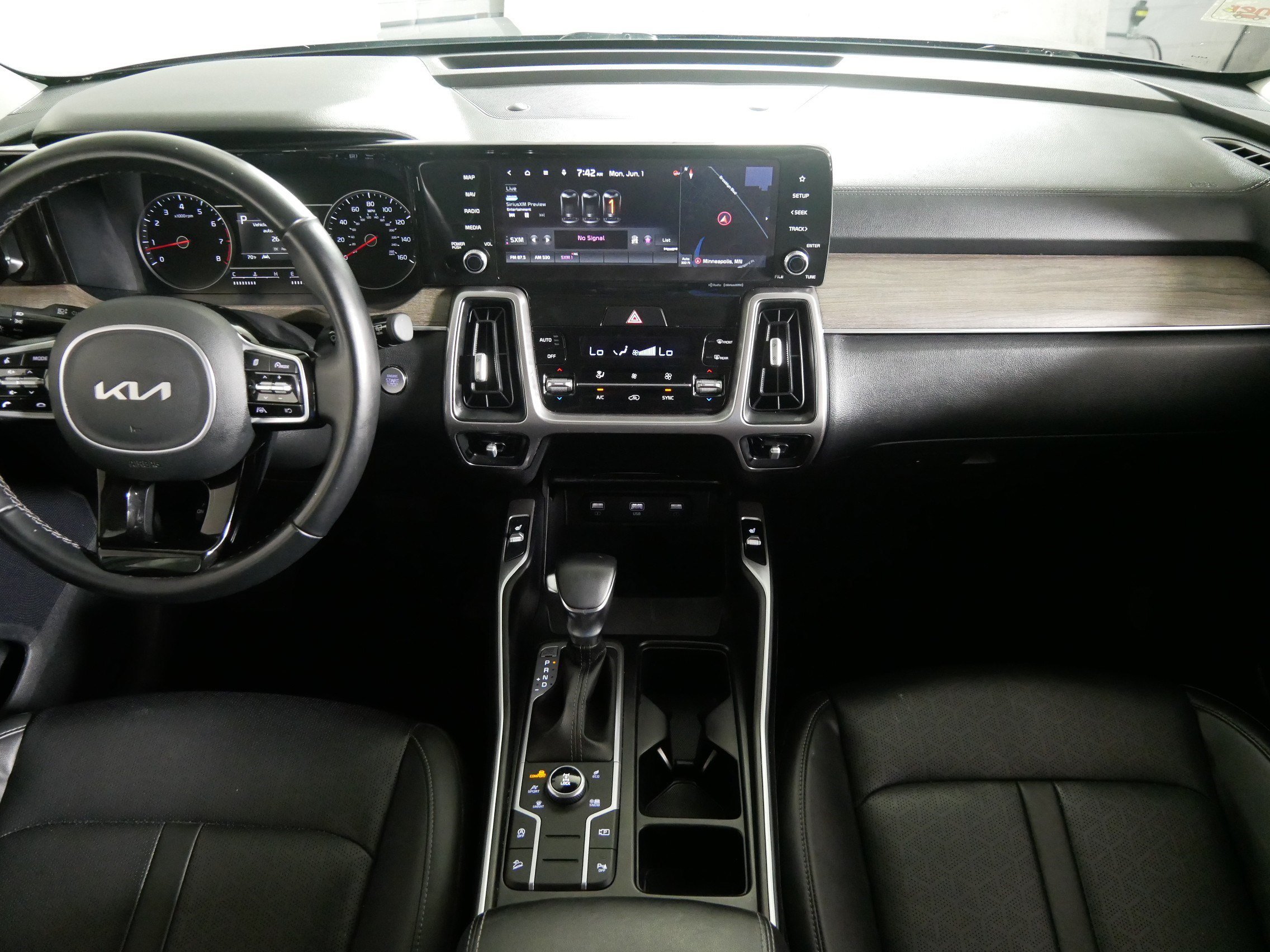 2022 Kia Sorento X-Line S - Photo 10