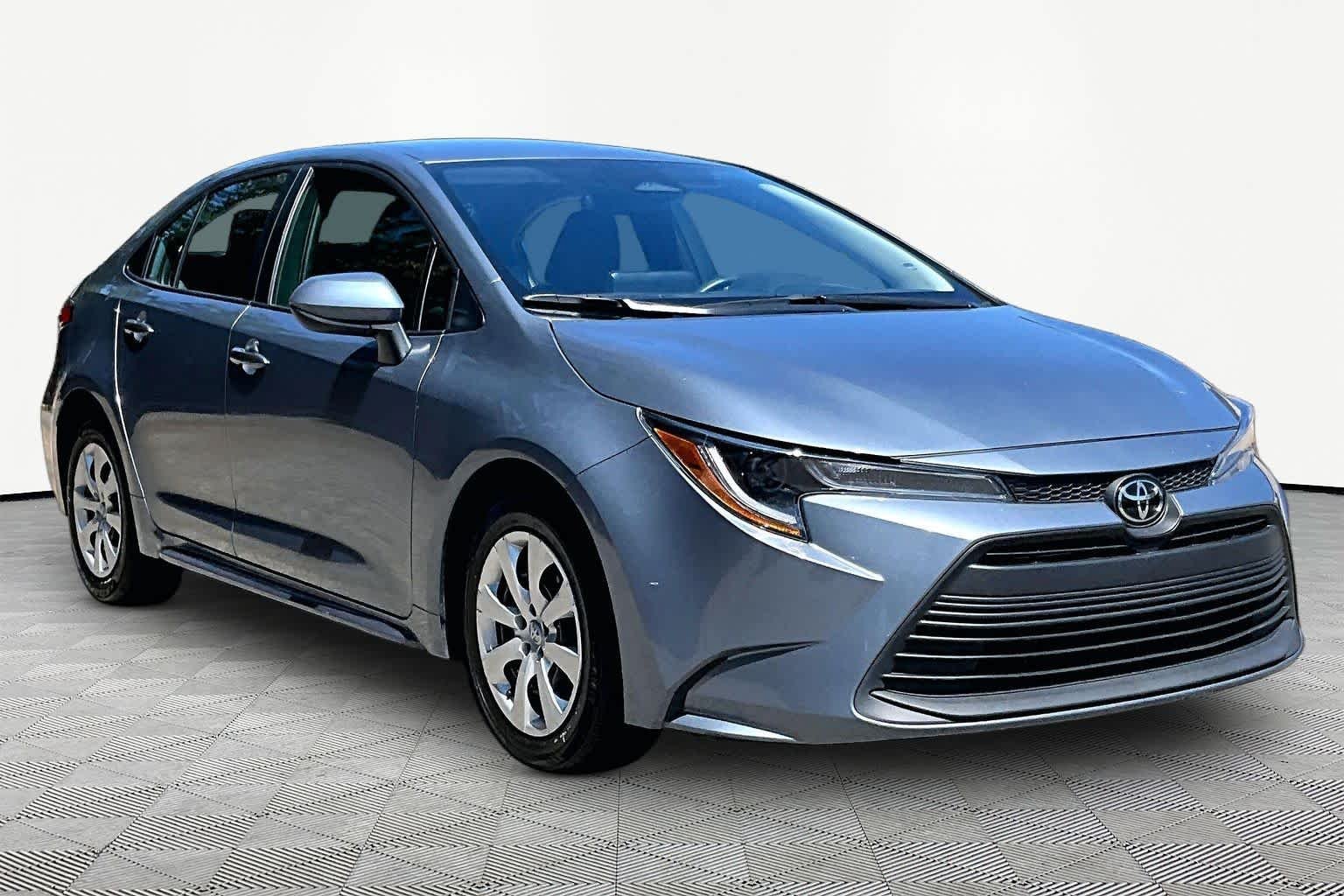 Used 2025 Celestite Toyota LE image 3