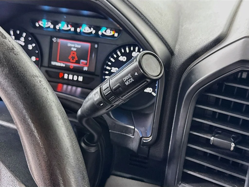 Used 2018 Oxford White Ford XL image 18