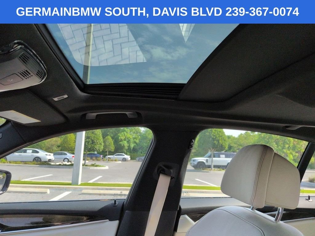 Used 2020 Bluestone Metallic BMW 530i image 22