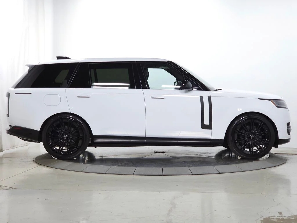 Certified Used 2025 White Land Rover SE image 9