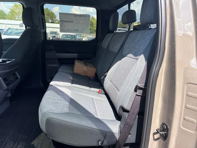 New 2027 Marsh Gray Metallic Ford F-250® XLT image 24