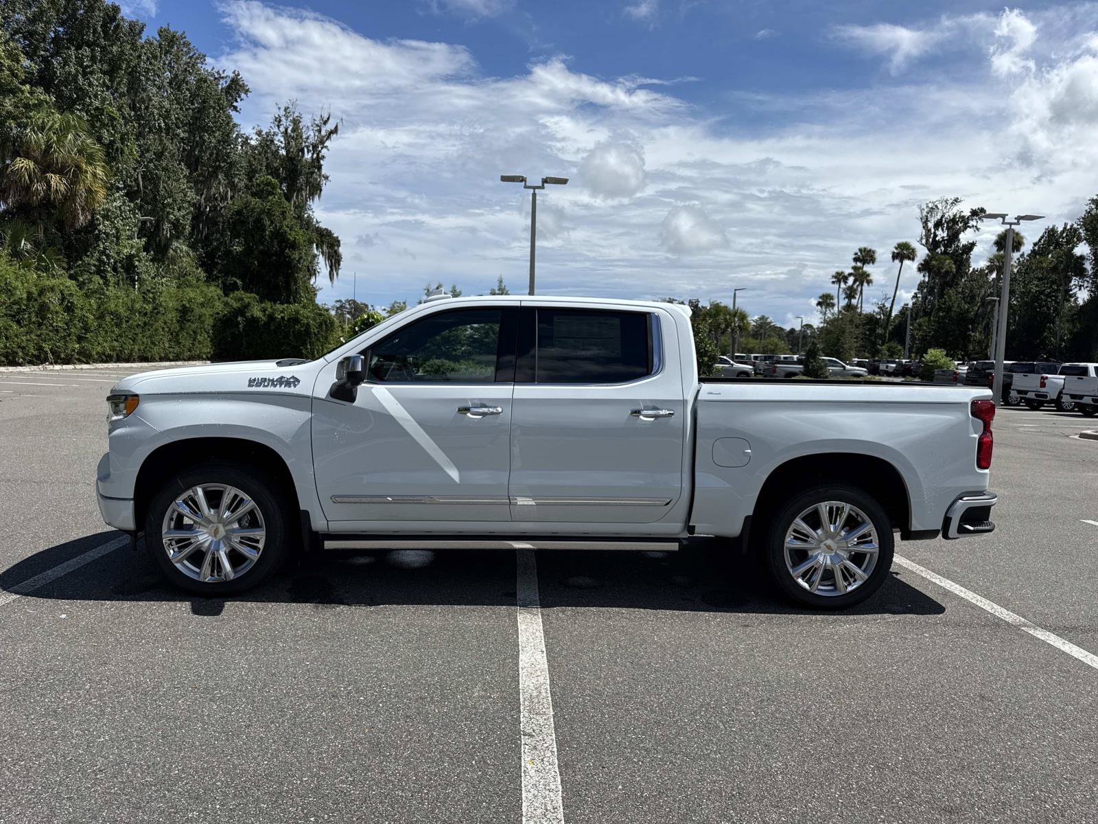 2026 Chevrolet Silverado 1500 High Country - Photo 6