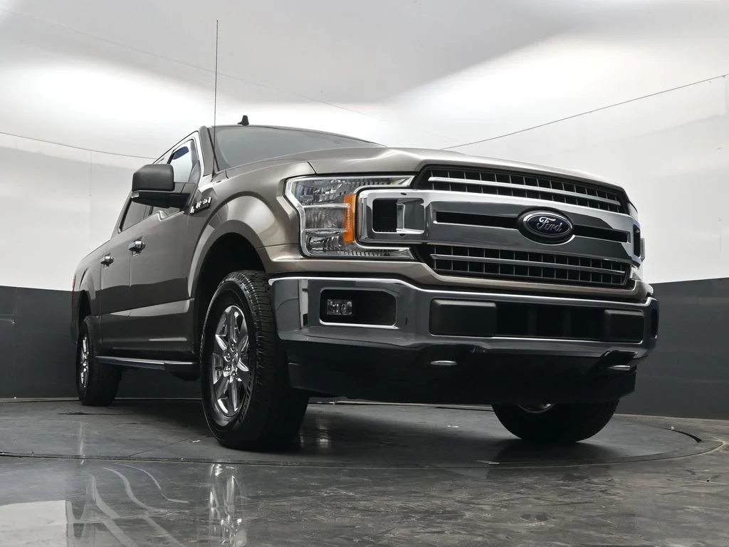 Used 2020 Stone Gray Metallic Ford XLT image 30