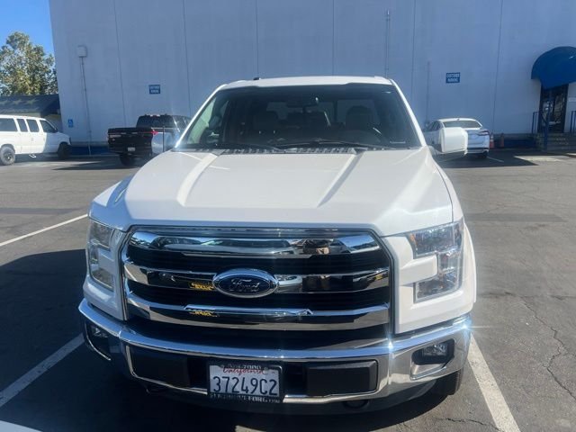 Used 2016 White Ford Lariat image 2