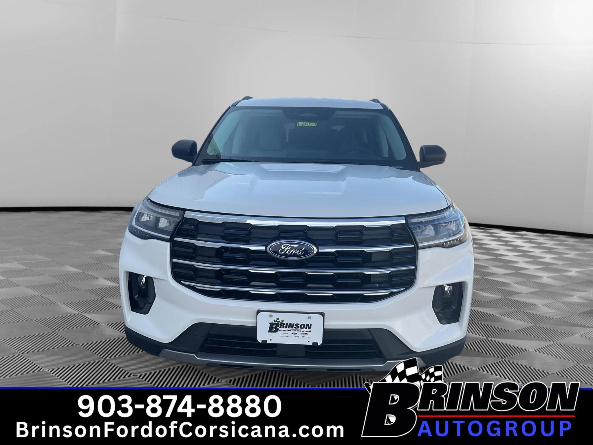 New 2026 Star White Metallic Tri-Coat Ford Active image 2