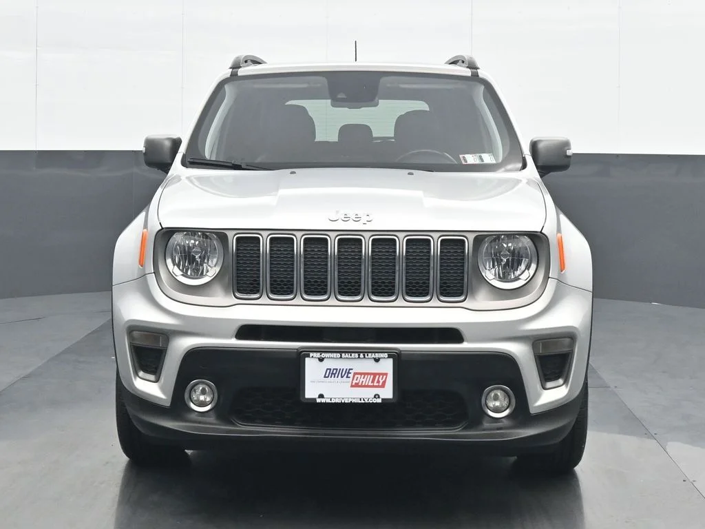 Used 2021 Silver Jeep Limited image 1