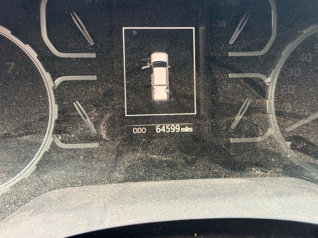 Used 2019 Silver Sky Metallic Toyota SR5 image 21