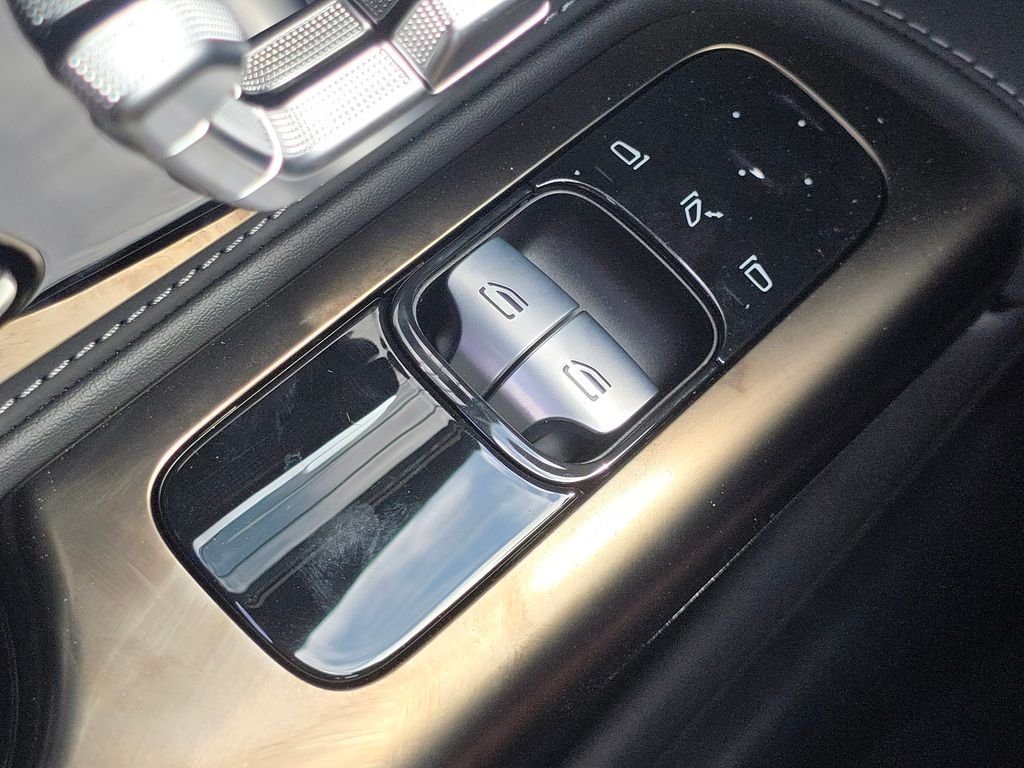New 2026 MANUFAKTUR Alpine Grey Mercedes-Benz S E Performance image 26