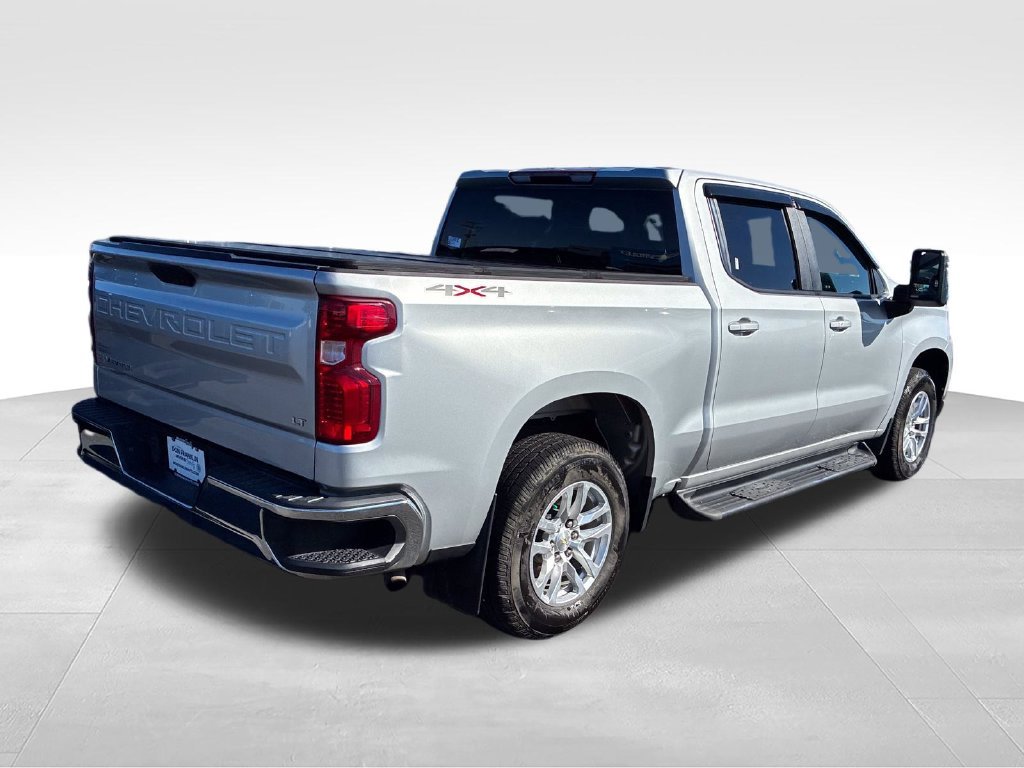 Used 2020 Silver Chevrolet LT image 5