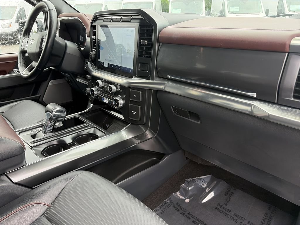 Used 2022 Silver Ford Lariat image 35