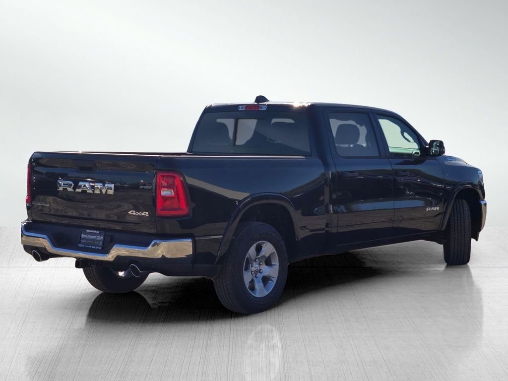 New 2026 Diamond Black Crystal Pearl-Coat Exterior Paint RAM Big Horn image 4