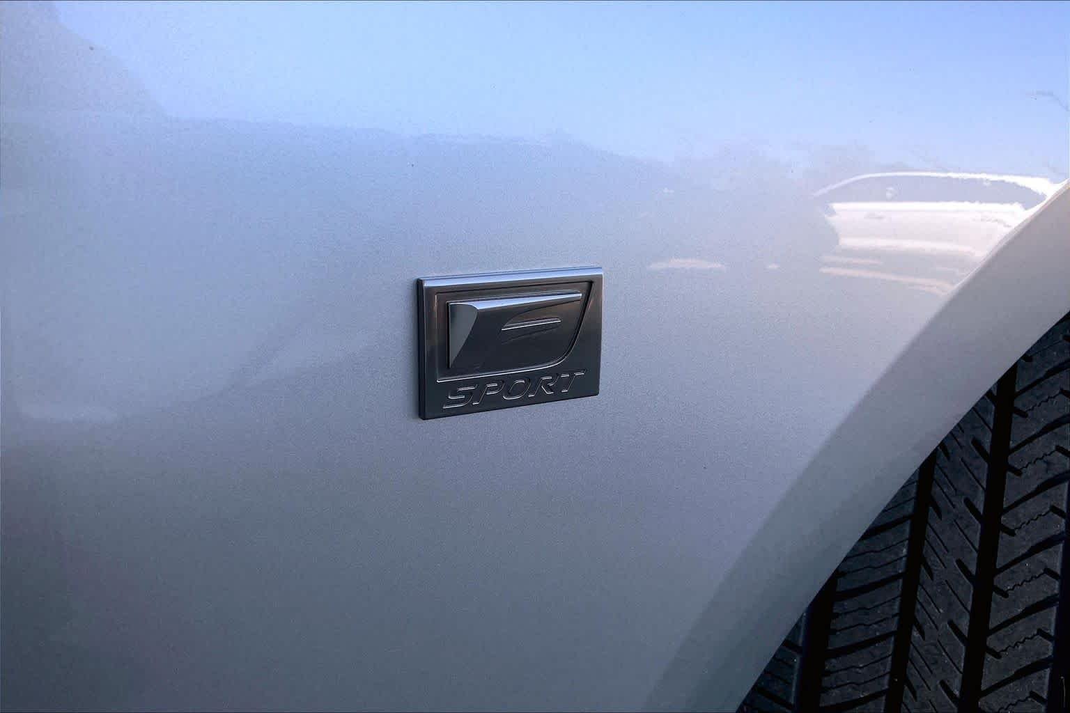 2023 Lexus IS 350 F SPORT DESIGN - Photo 10