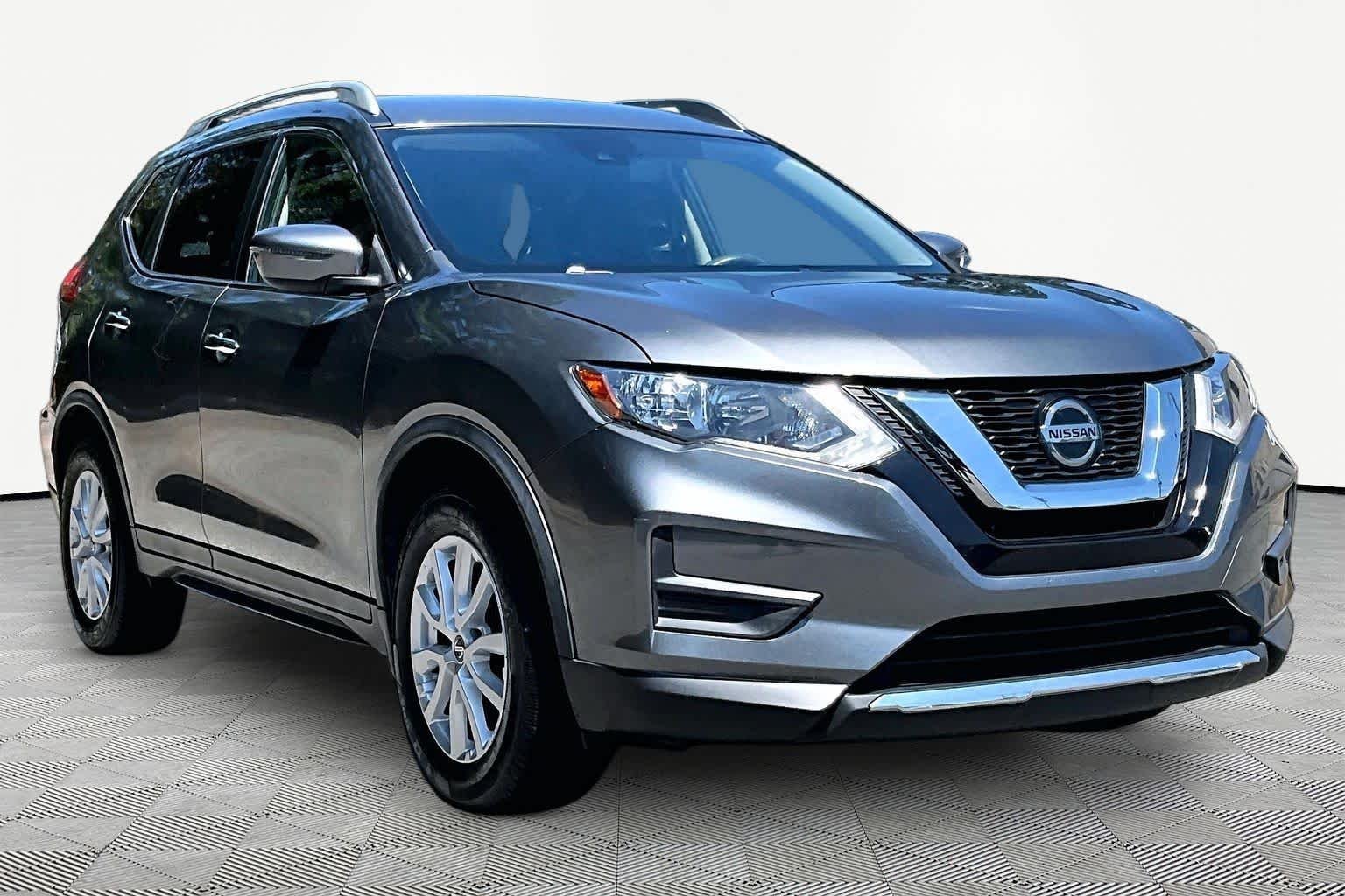 Used 2019 Gun Metallic Nissan SV image 3