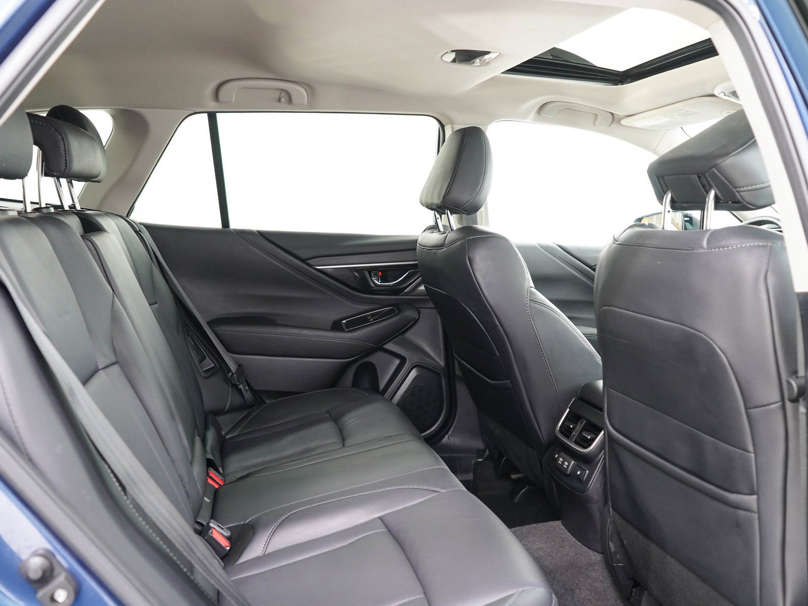 Used 2021 Abyss Blue Pearl Subaru Limited image 14