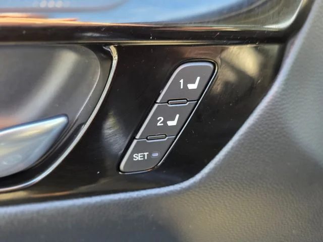 Used 2025  Honda EX-L image 24