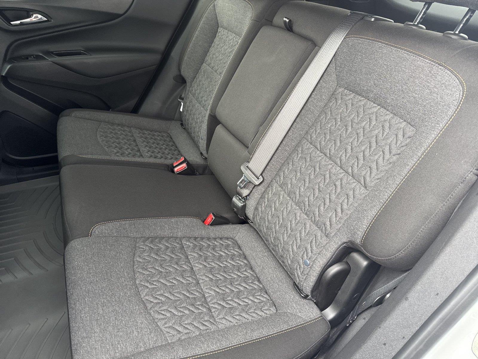 Used 2023 SUMMIT WHITE Chevrolet LT image 28