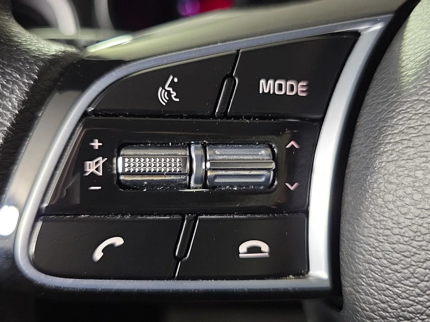 Used 2020 Gravity Gray Kia LXS image 15