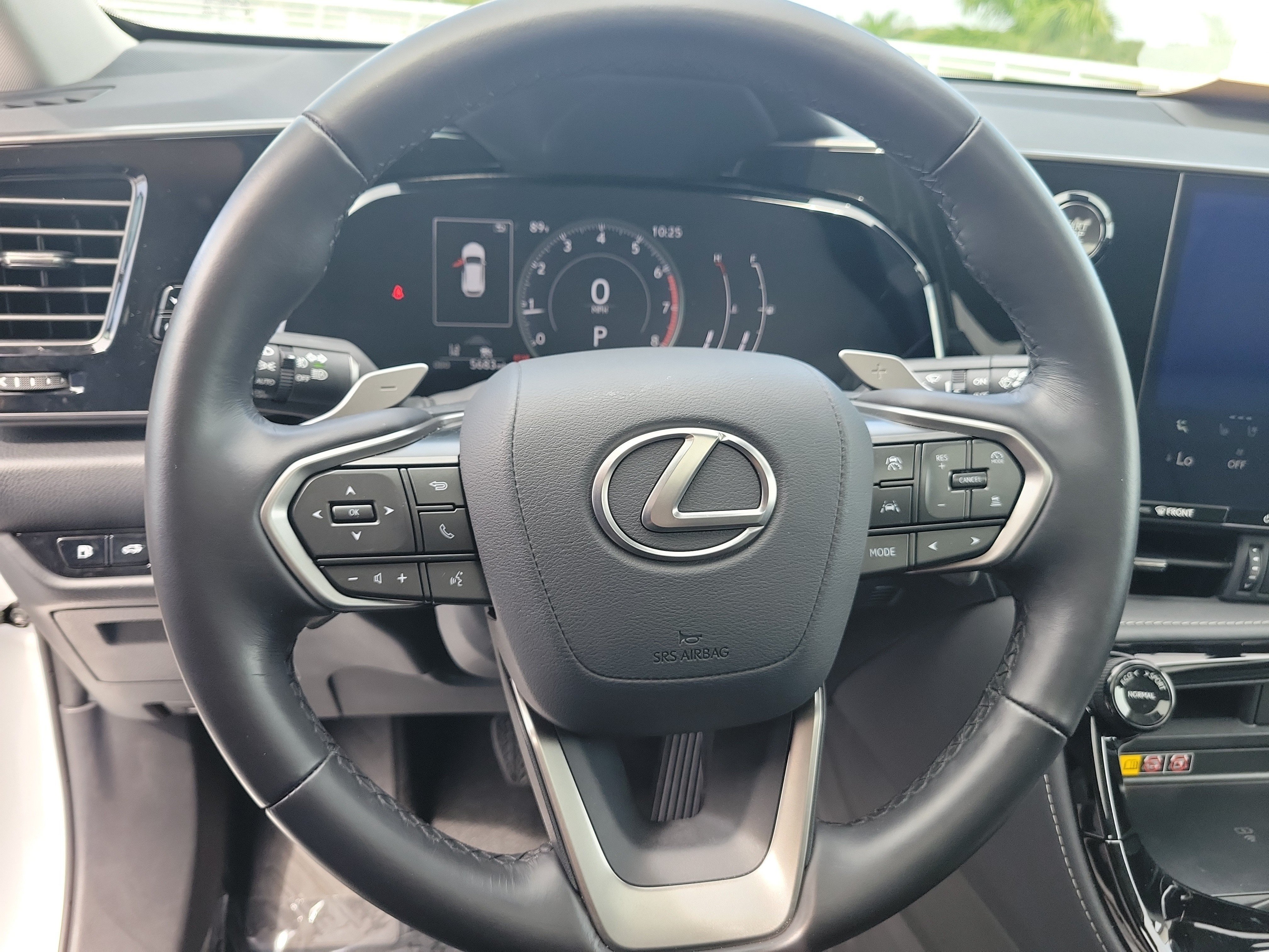 2025 Lexus NX 350 - Photo 26