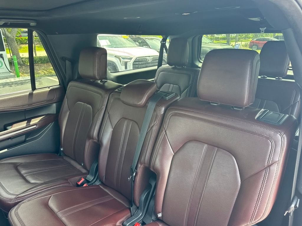 Used 2023 Black Ford Limited image 11