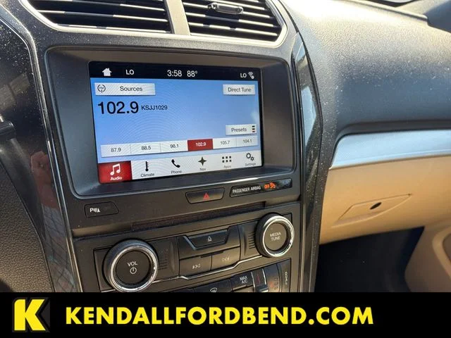 Used 2017 Canyon Ridge Metallic Ford XLT image 15