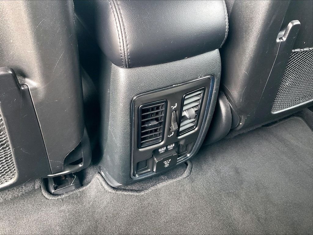 Used 2022 Velvet Red Pearlcoat Jeep Limited image 26
