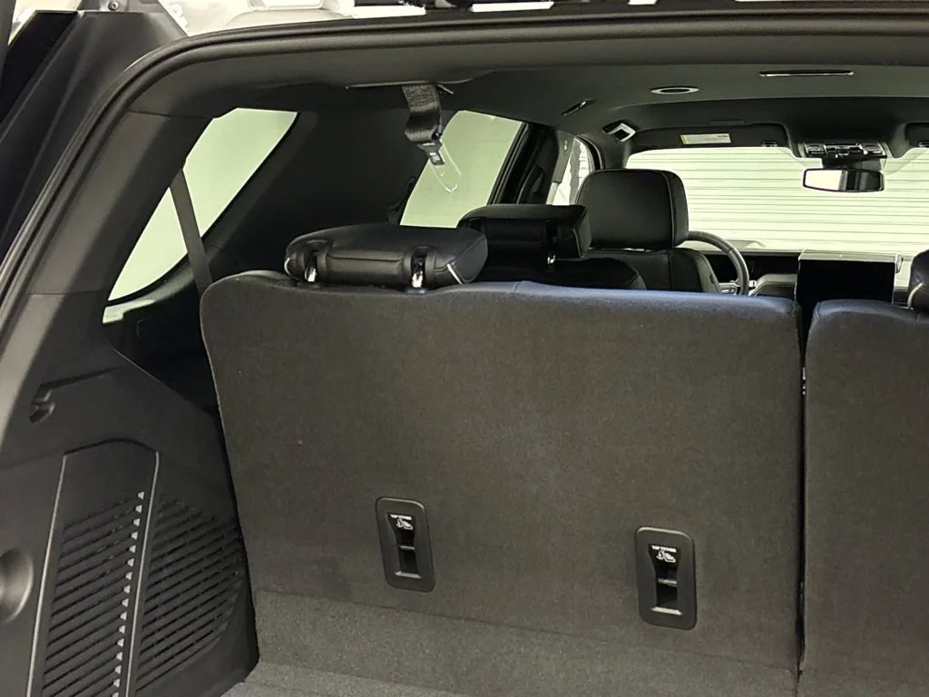 2026 GMC Yukon Elevation - Photo 17