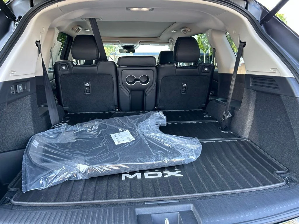 New 2026 Majestic Black Pearl Acura Base image 23