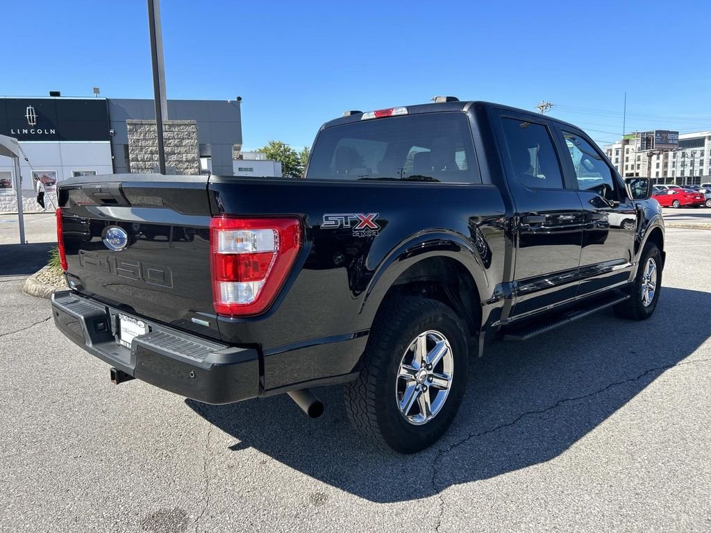 Used 2021 Black Metallic Ford XL image 4