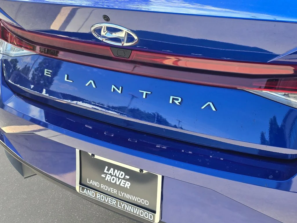 Used 2022 Blue Hyundai SEL image 14