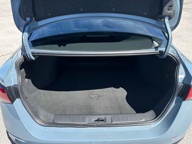 New 2025 Nissan Sentra Xtronic CVT SR