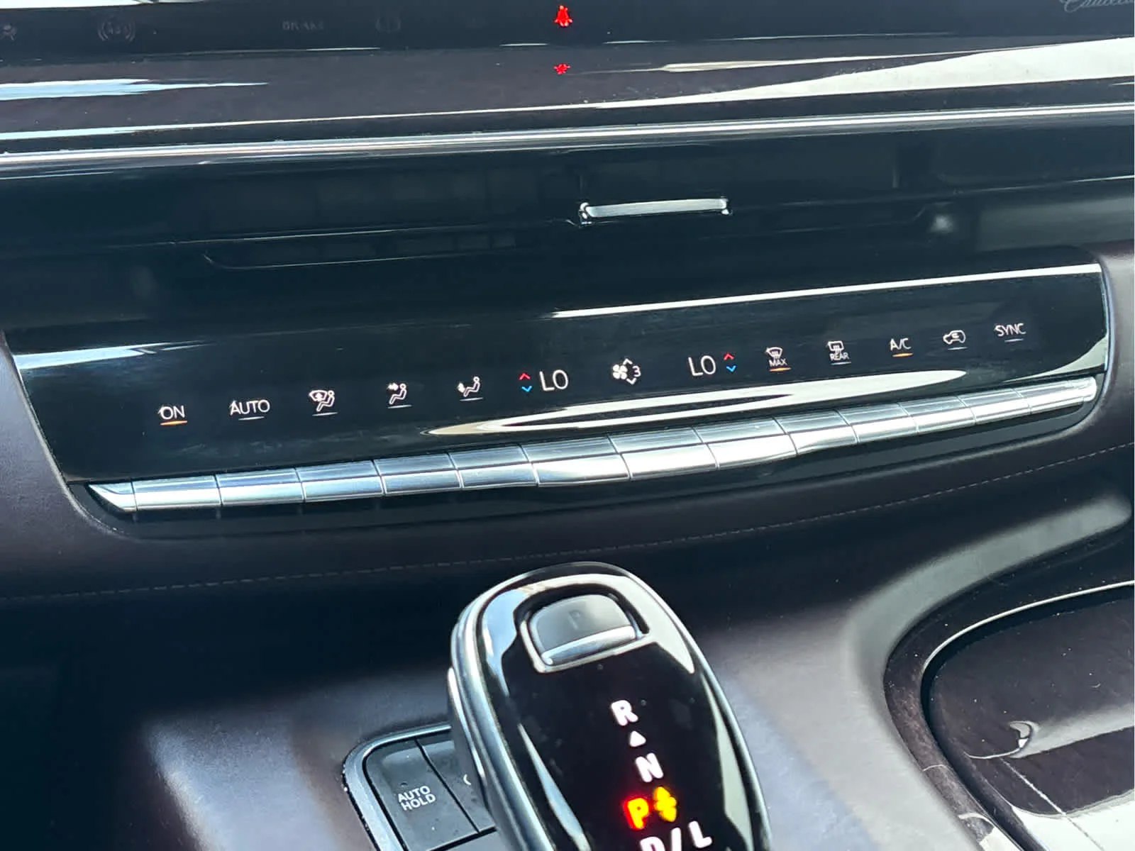 Used 2022 Infrared Tintcoat Cadillac Premium Luxury Platinum image 28