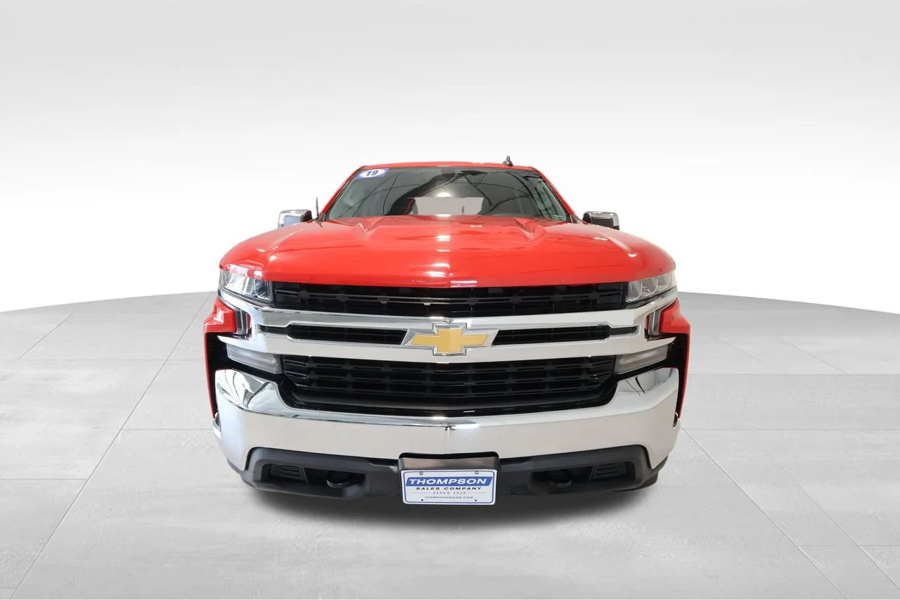 Used 2019 RED HOT Chevrolet LT image 5