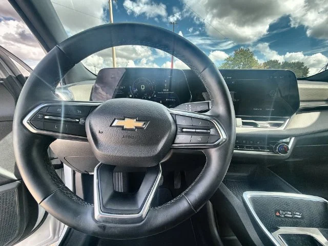 Certified Used 2025 Summit White Chevrolet LT image 11