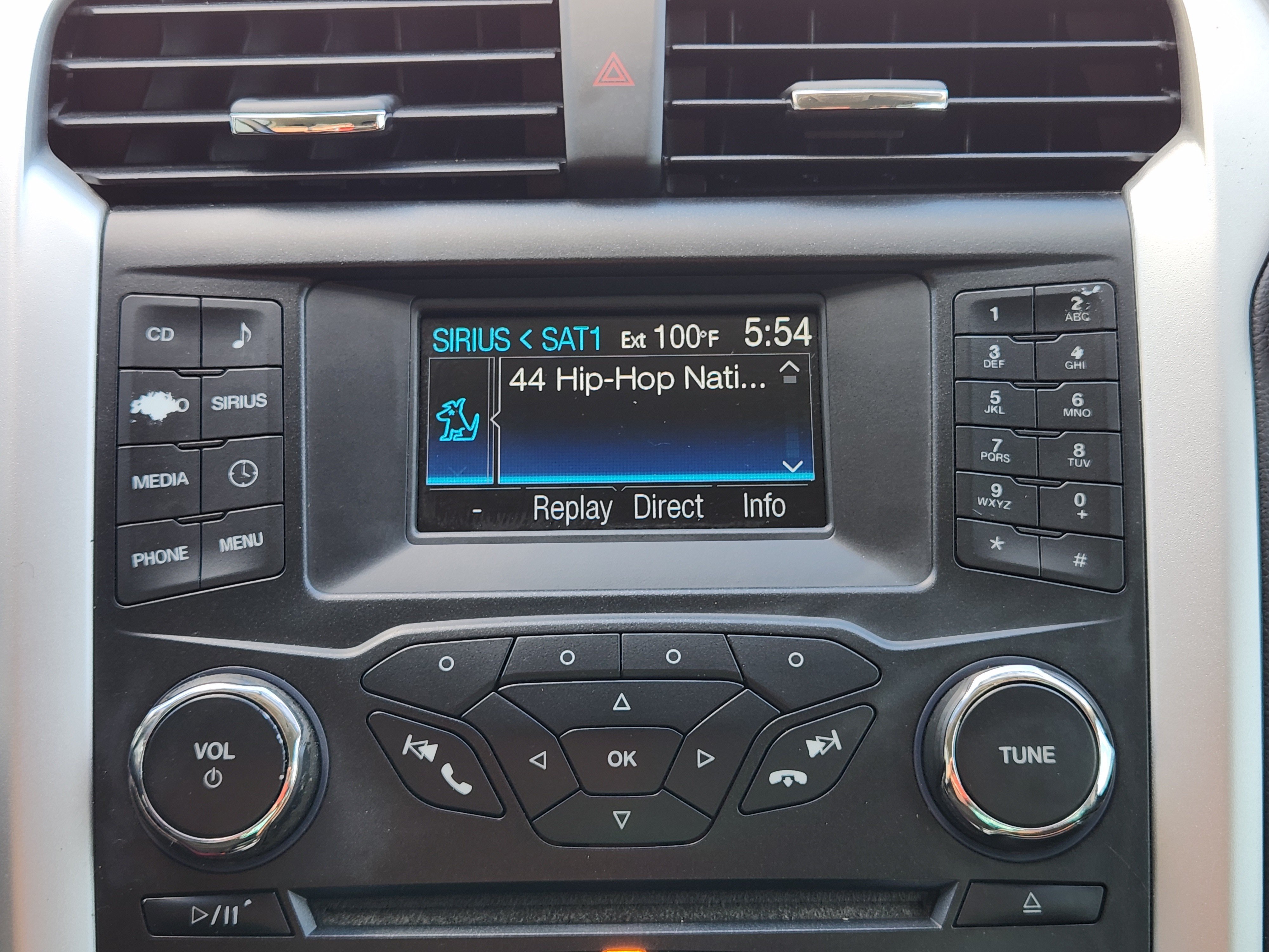 Used 2013 Tuxedo Black Metallic Ford SE image 17