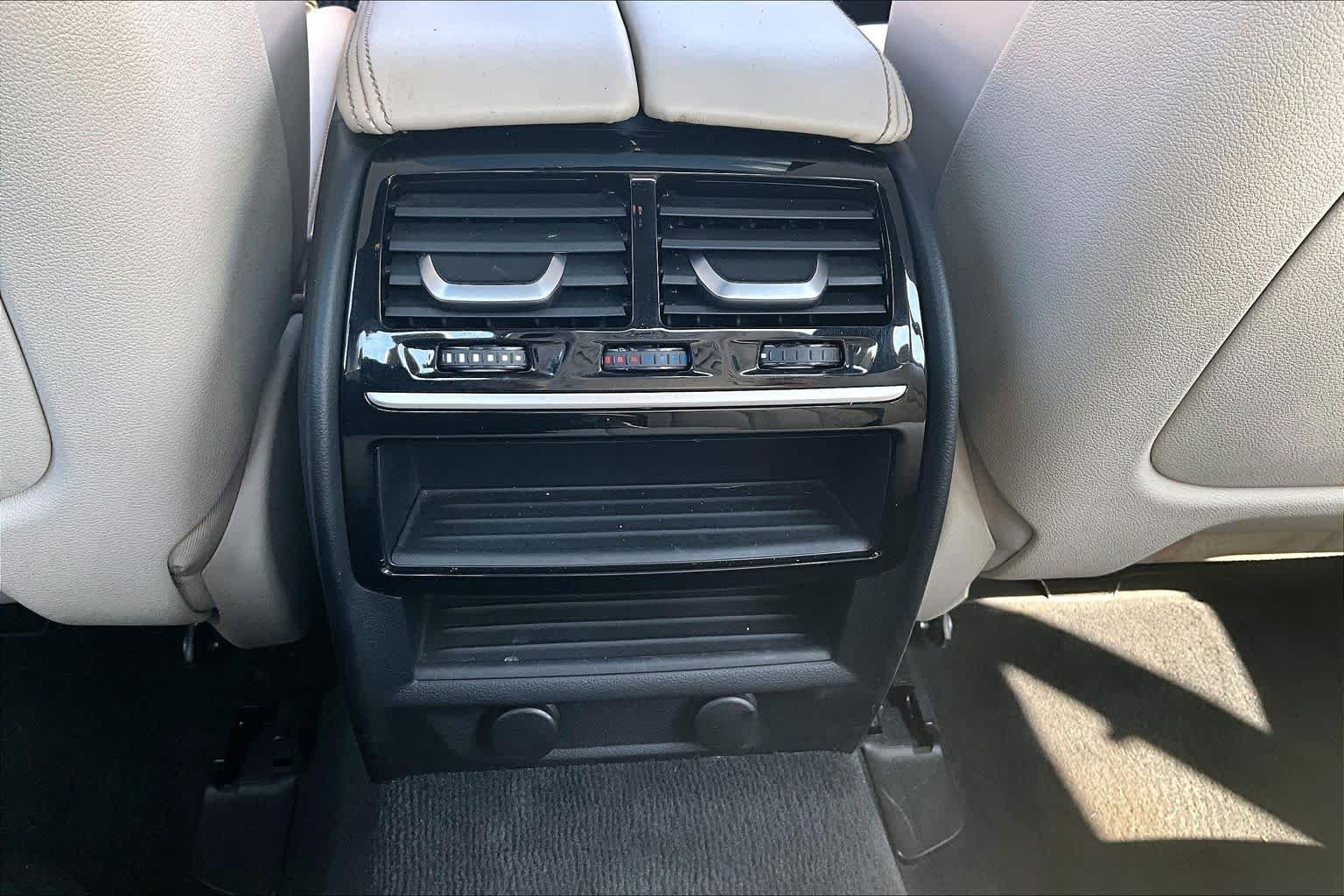 Used 2018 Mediterranean Blue Metallic BMW 530i image 37