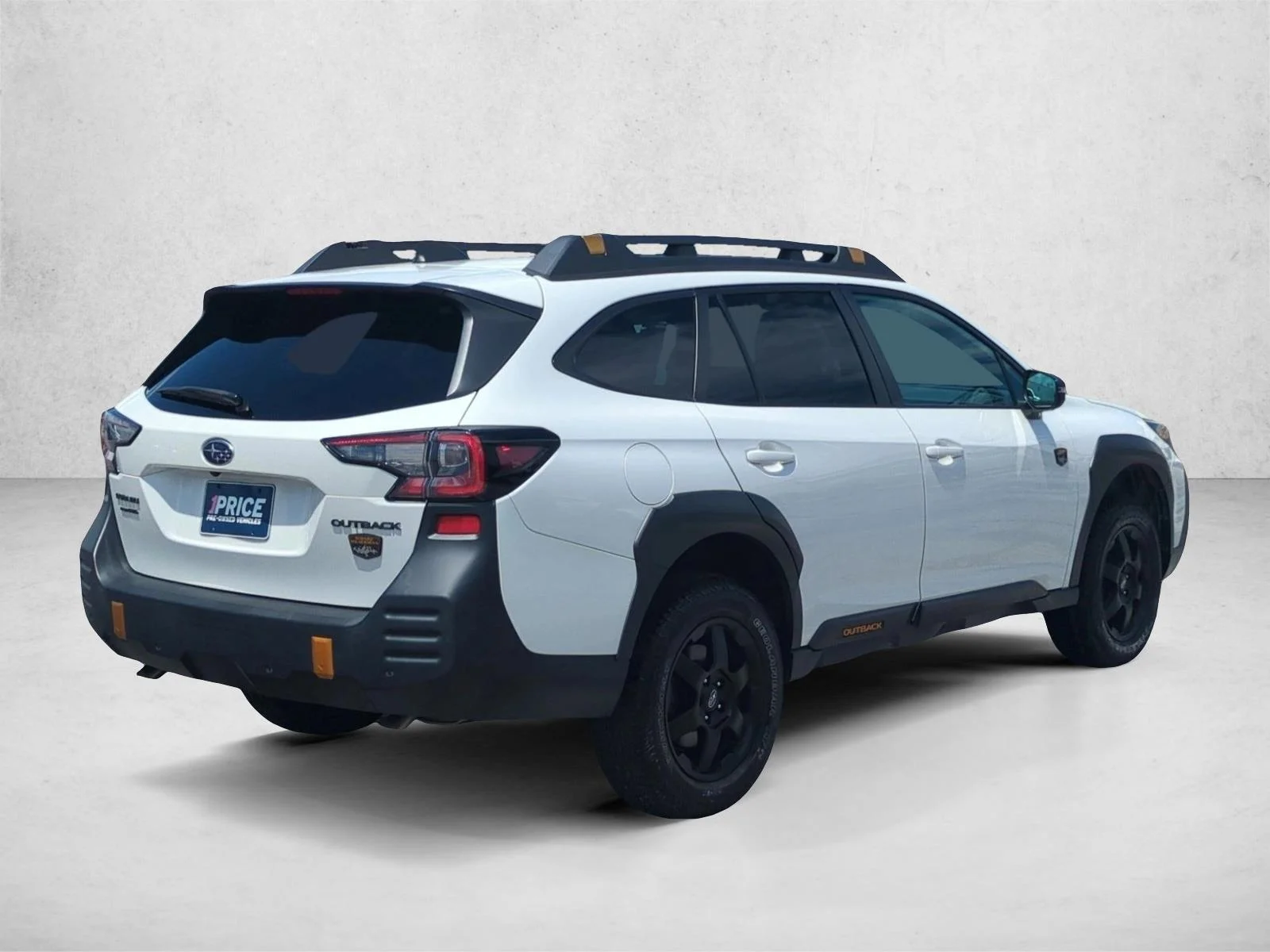 Used 2023 Crystal White Pearl Subaru Wilderness image 5