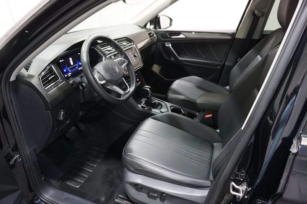 Certified Used 2023 Black Volkswagen 2.0T SE image 20