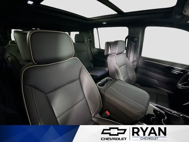 2026 Chevrolet Suburban Premier - Photo 32