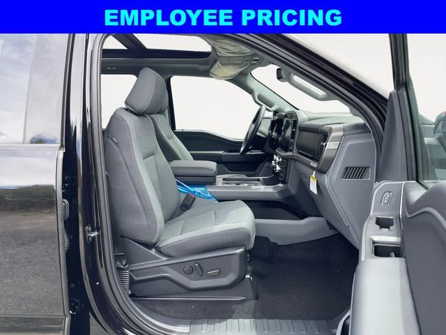 New 2026 Black Ford XLT image 15