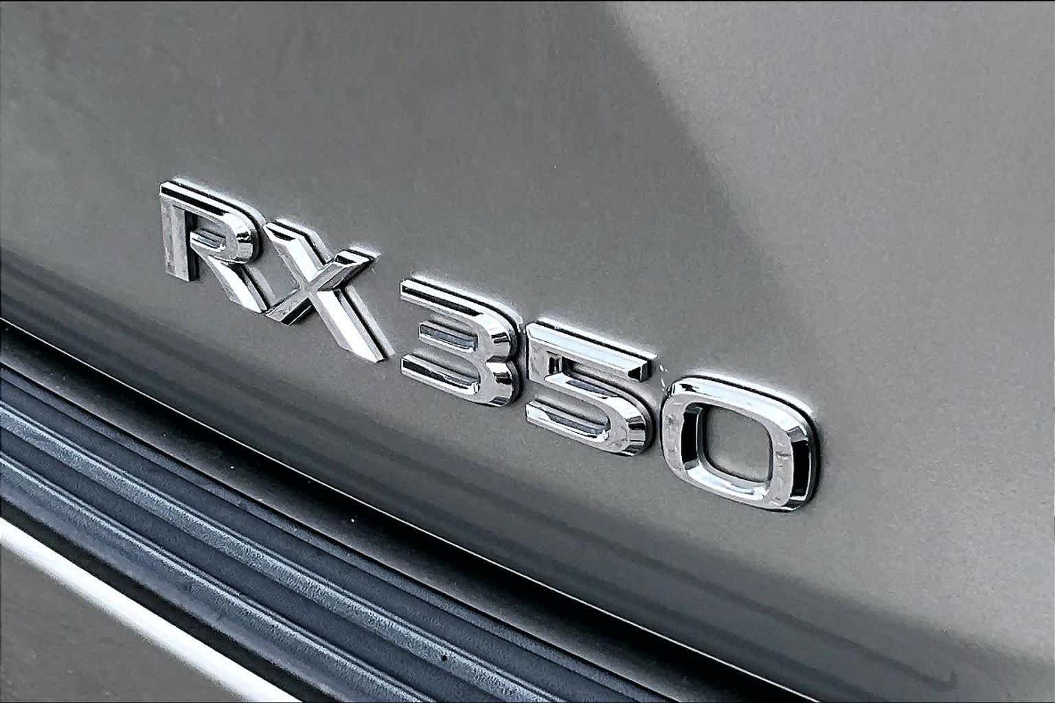 Used 2020 Atomic Silver Lexus  image 10