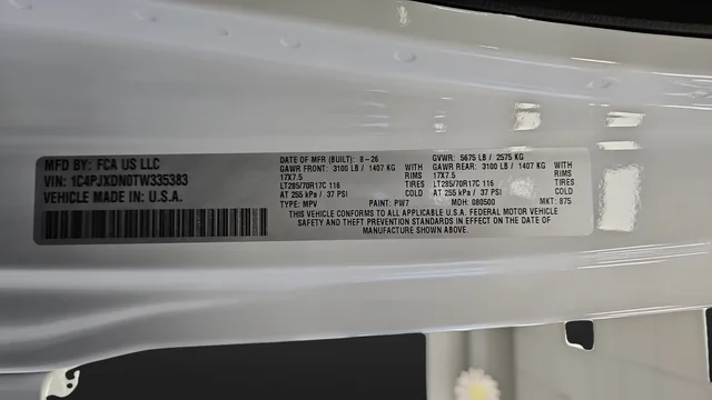 New 2026 Bright White Clear-Coat Exterior Paint Jeep  image 30