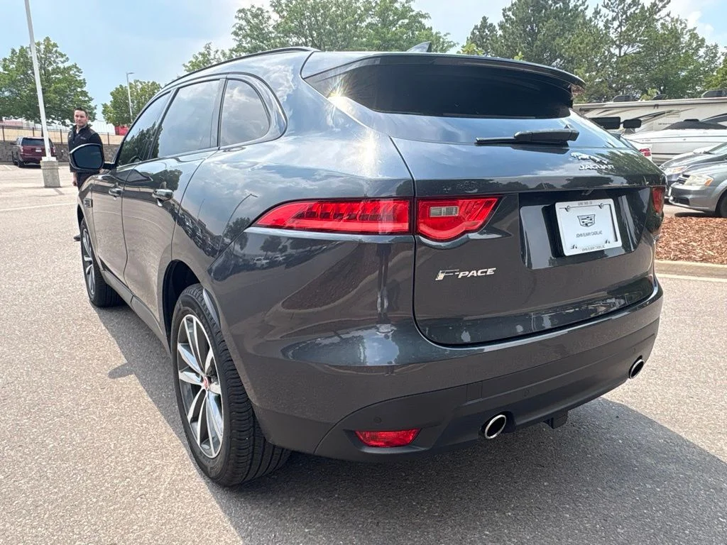 Used 2017  Jaguar 35t Prestige image 3