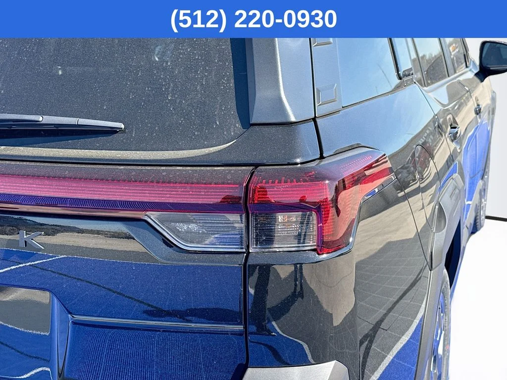 New 2026 CRYSTAL BLACK SILICA Subaru Premium image 34